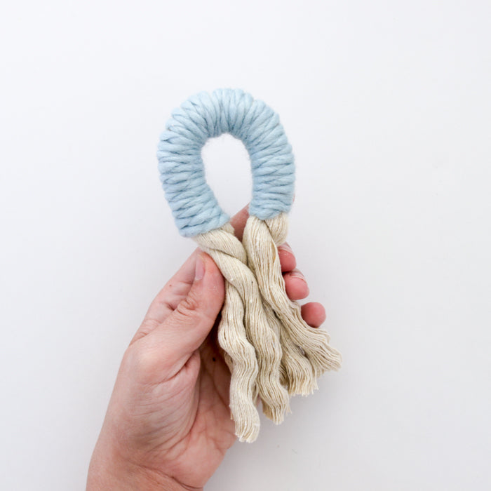 How to Make a Yarn Wrapped Keyhole Tassel - TL Yarn Crafts