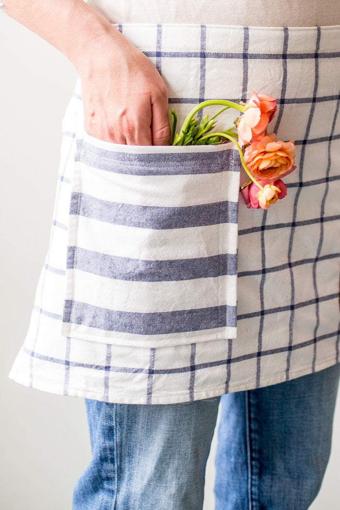 Dishtowel Utility Apron Pattern by Anne Weil | Flax & Twine