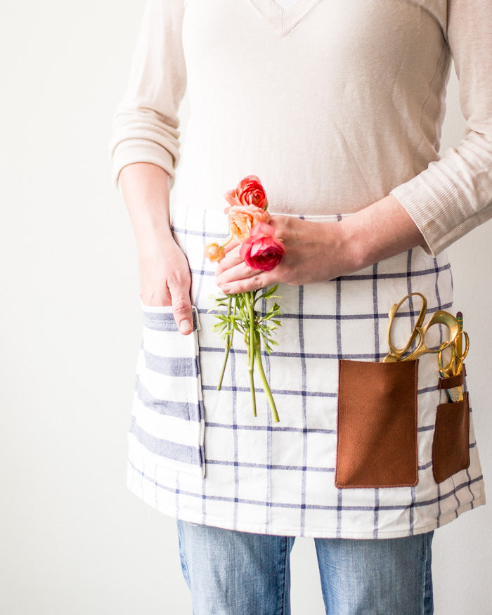 Dishtowel Utility Apron Pattern by Anne Weil | Flax & Twine