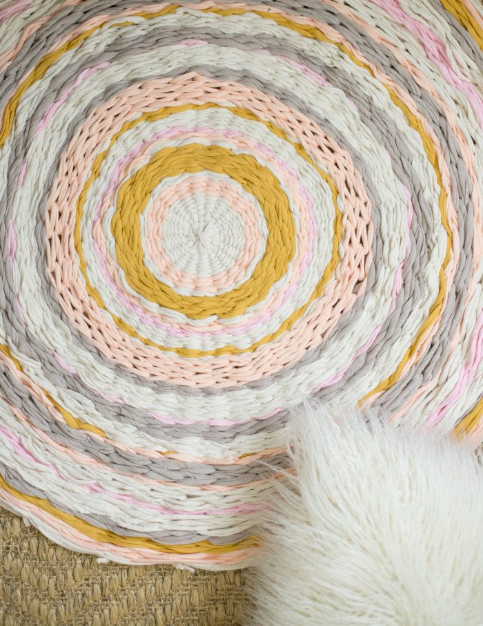 hula hoop woven rug -8664