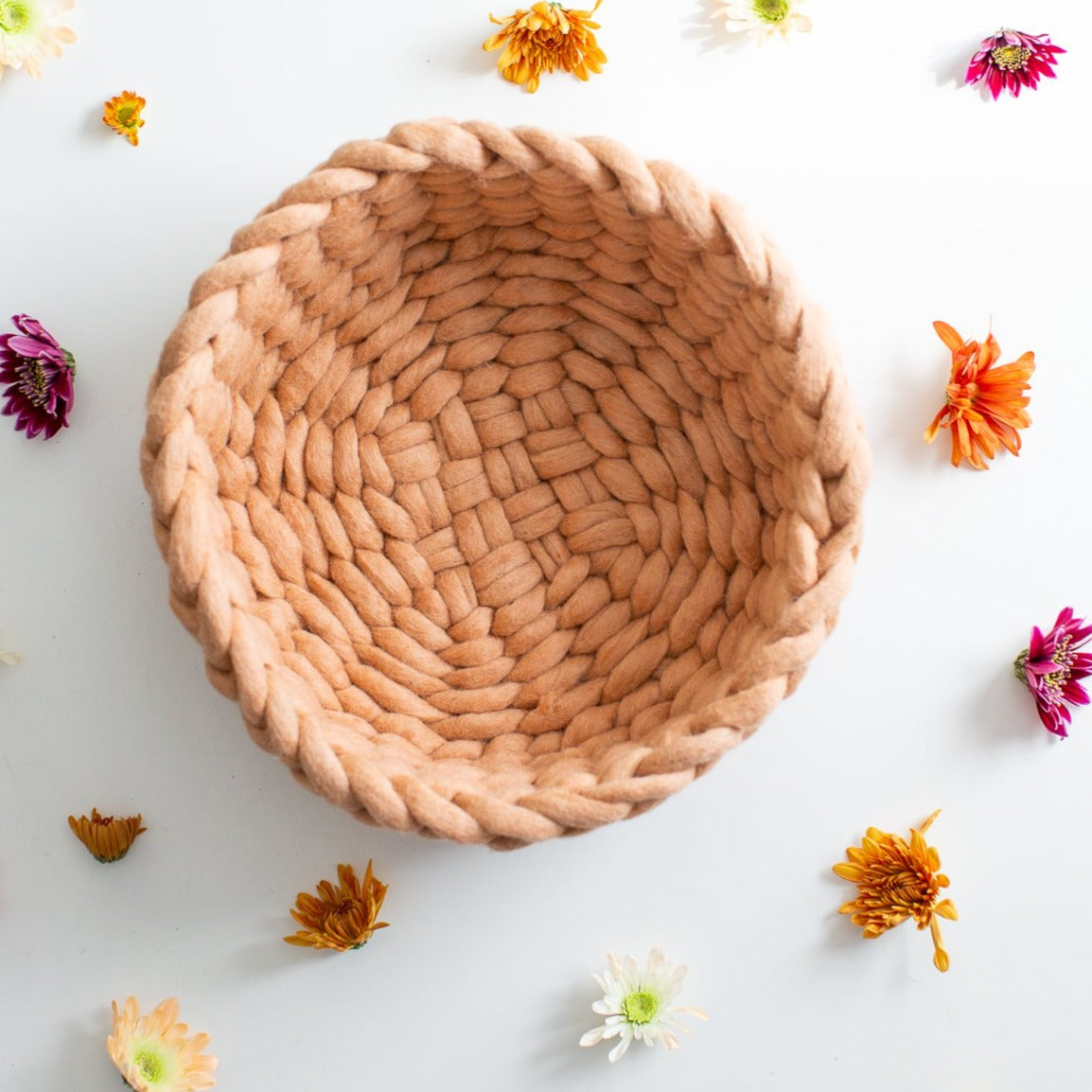 Flax & Twine Weaving Kit Adeline Linen Dish - The Websters