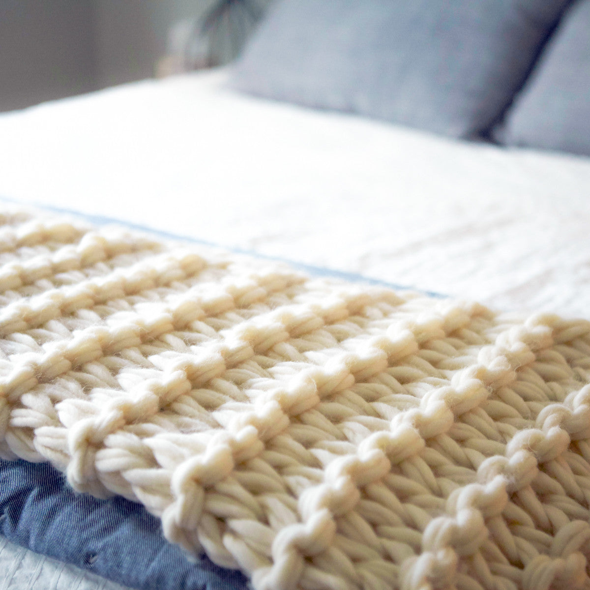 Arm Knit Blanket Kit – Darn Good Yarn