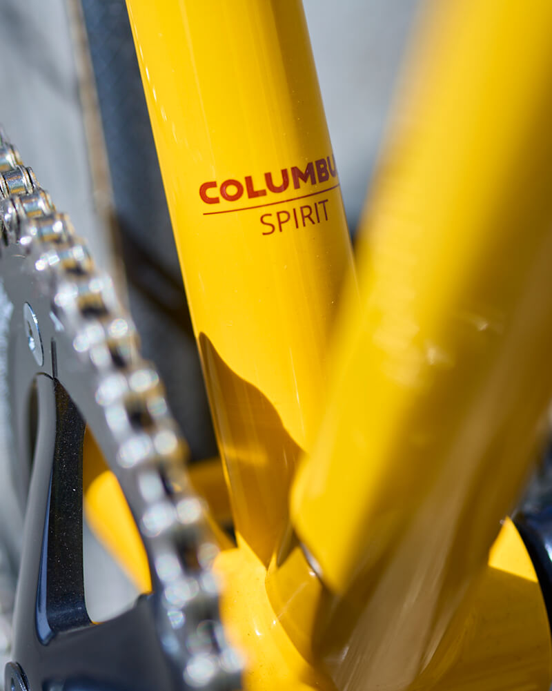 Condor Tempo in Melon, bottom bracket and Columbus spirit logo