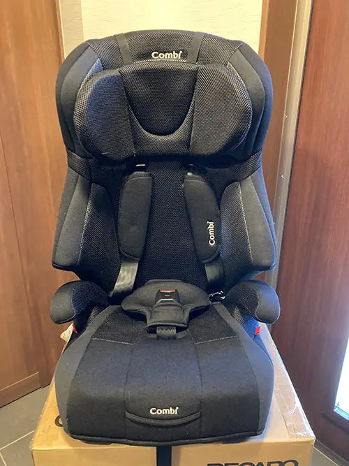 コンビ ジョイトリップ エアースルーGG チャイルドシート 1歳頃