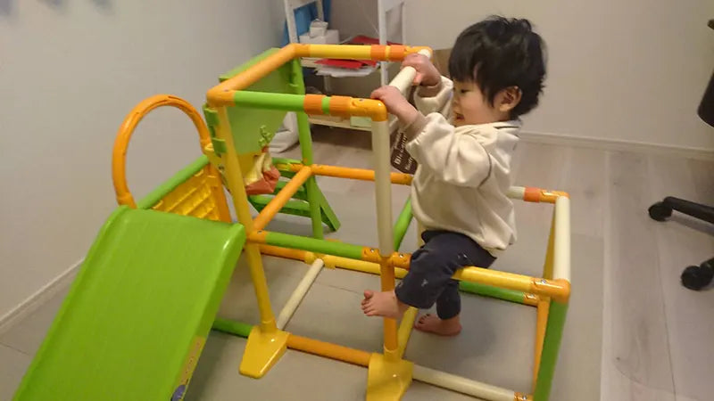 くまのプーさん ハニーポットおりたたみジム2 – ベビー用品