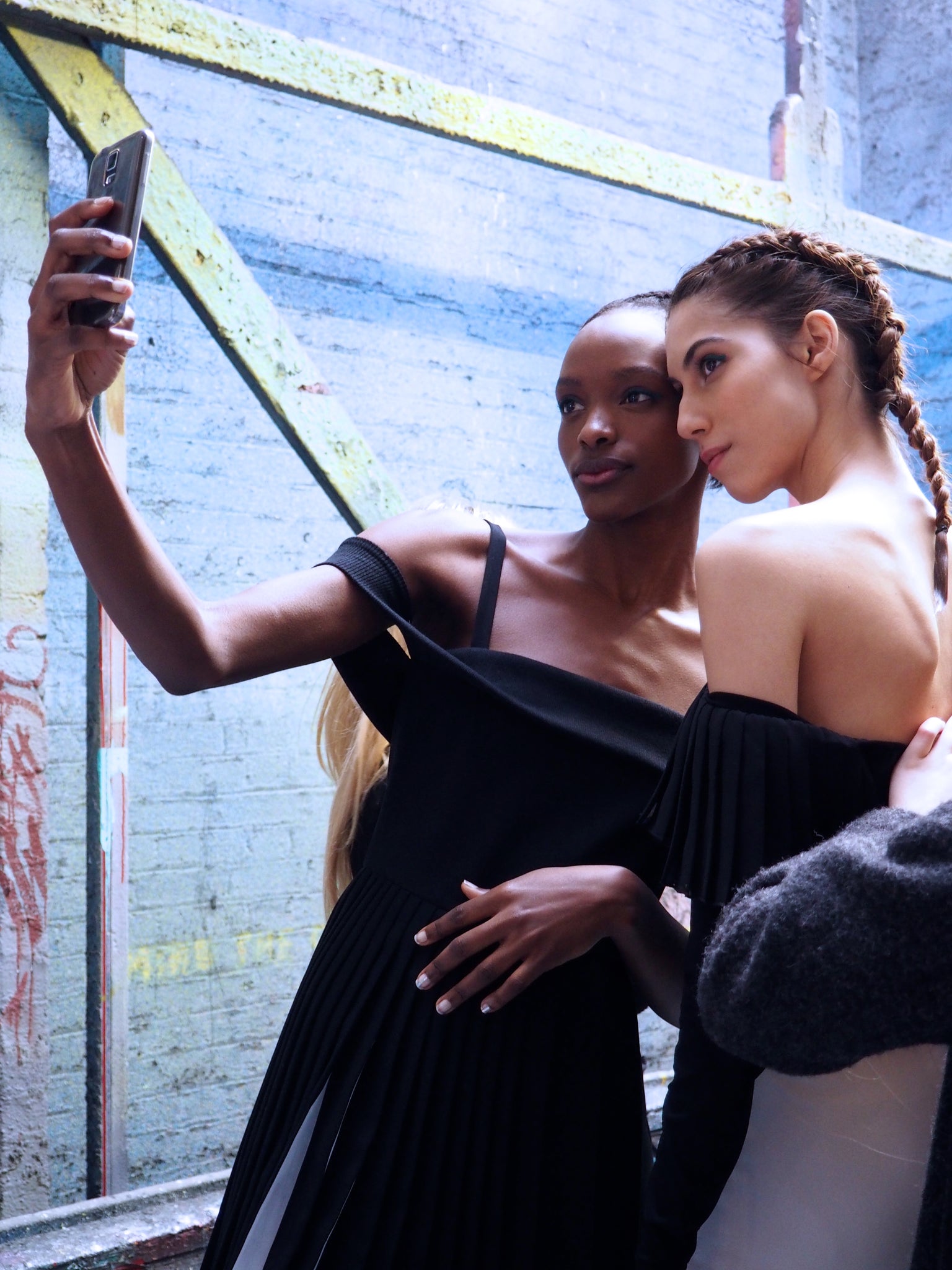 model selfie georgia hardinge aw16