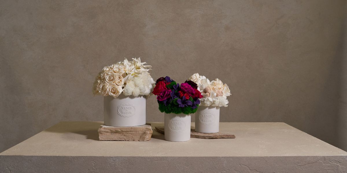 Mixed Floral Arrangements in White Vases - Venus et Fleur