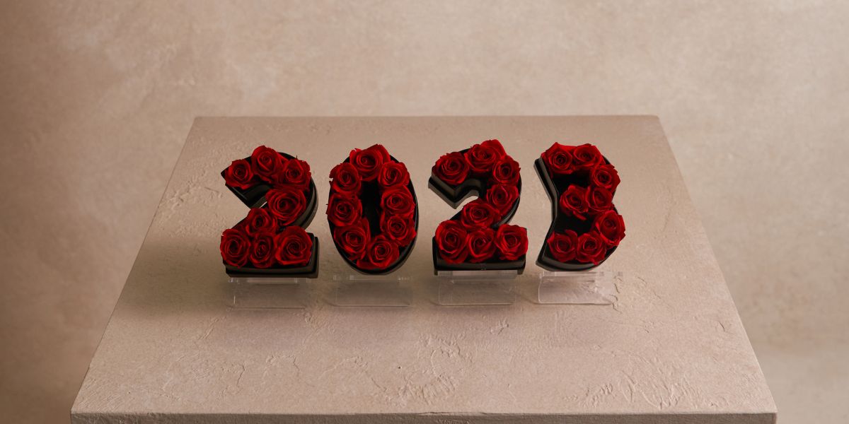 Red Le Mini 2023 Gift Set Eternity Roses Venus et Fleur
