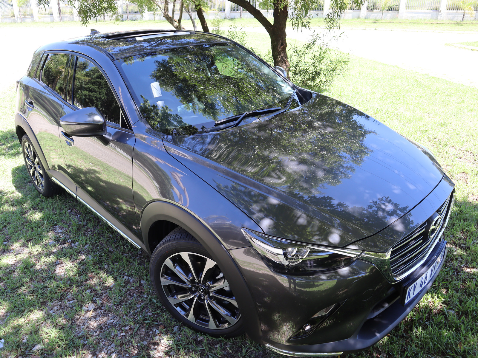 Mazda CX-3 Top and Side View