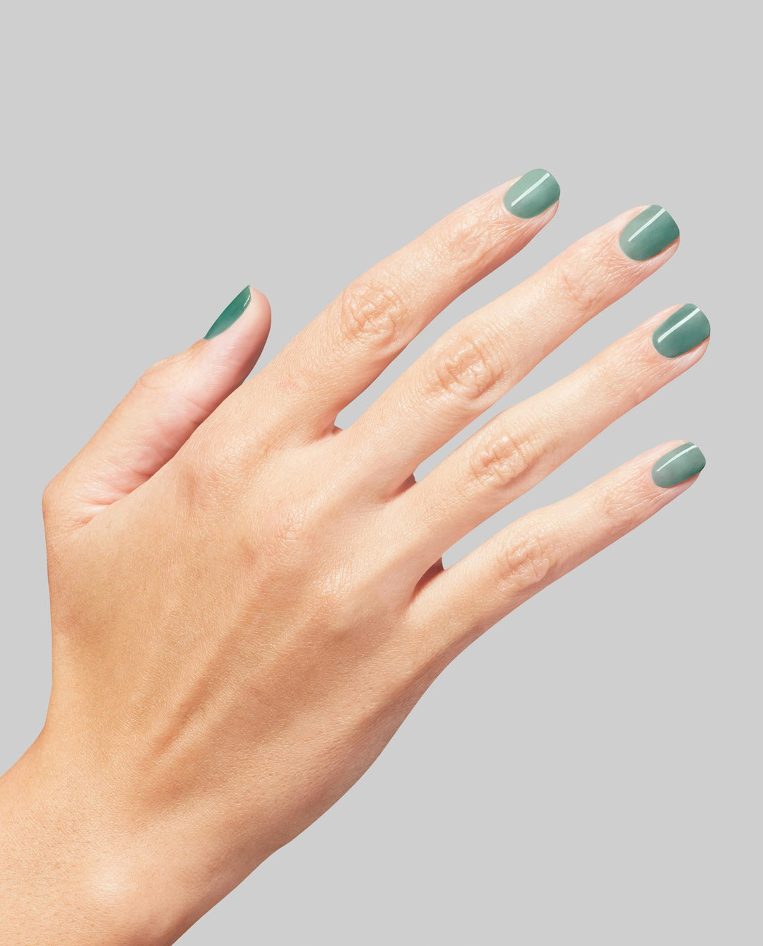 Pose-in-Ivy Mani