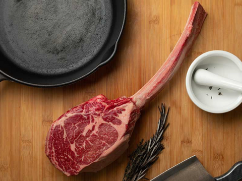 tomahawk steak