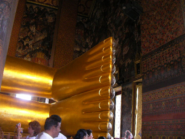 Reclining Buddha at Wat Po 2