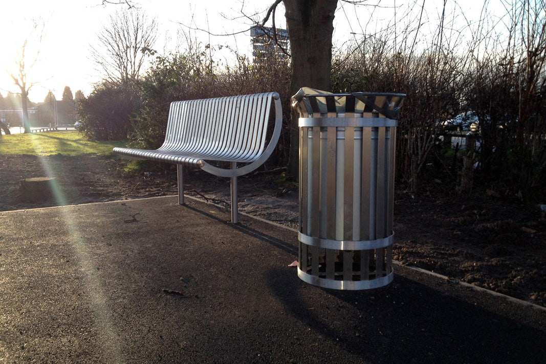 Autopa Rockingham Bench With Backrest and Steel Flared Bin