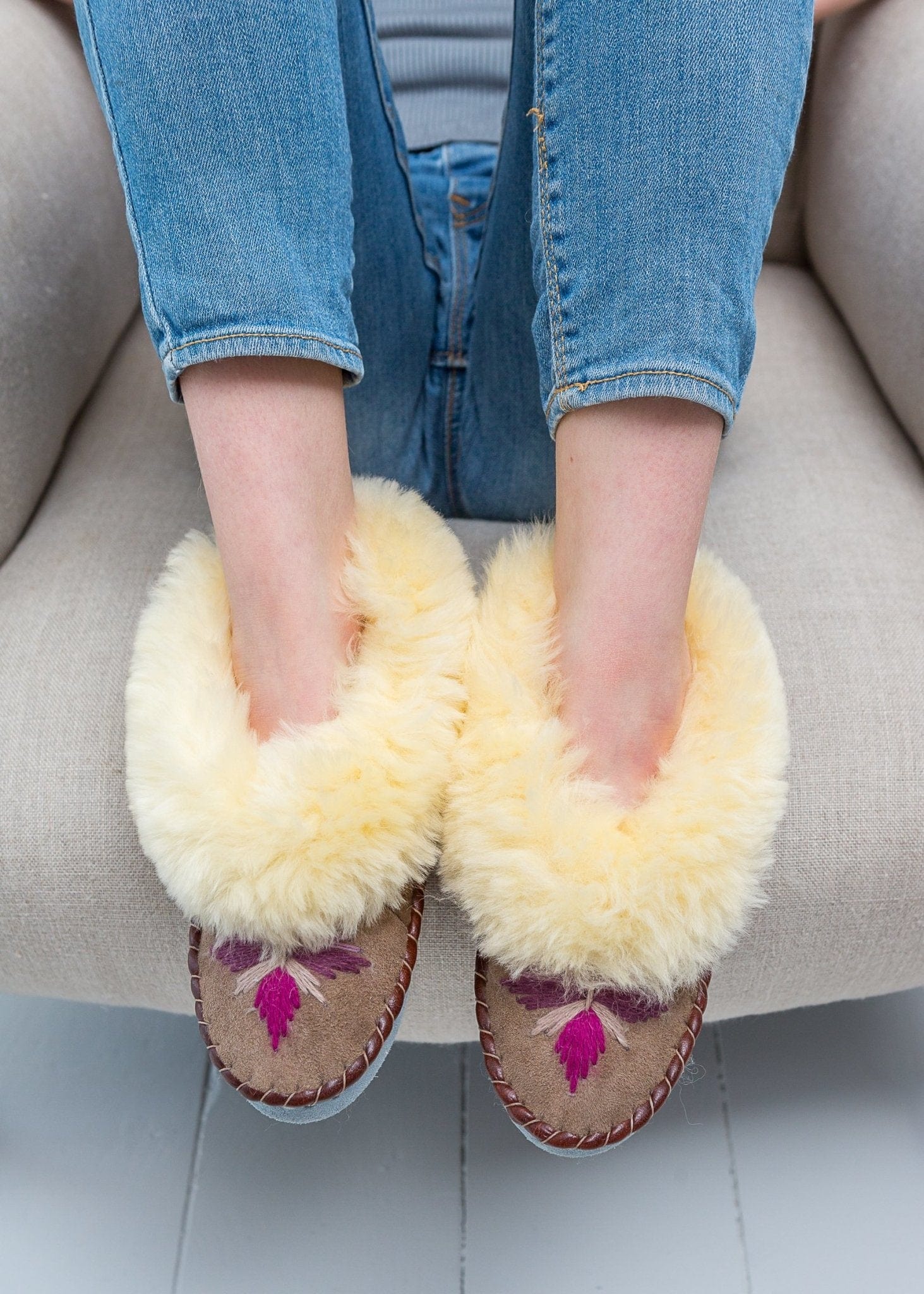 Children's Sheepskin Moccasins – Rhubarb