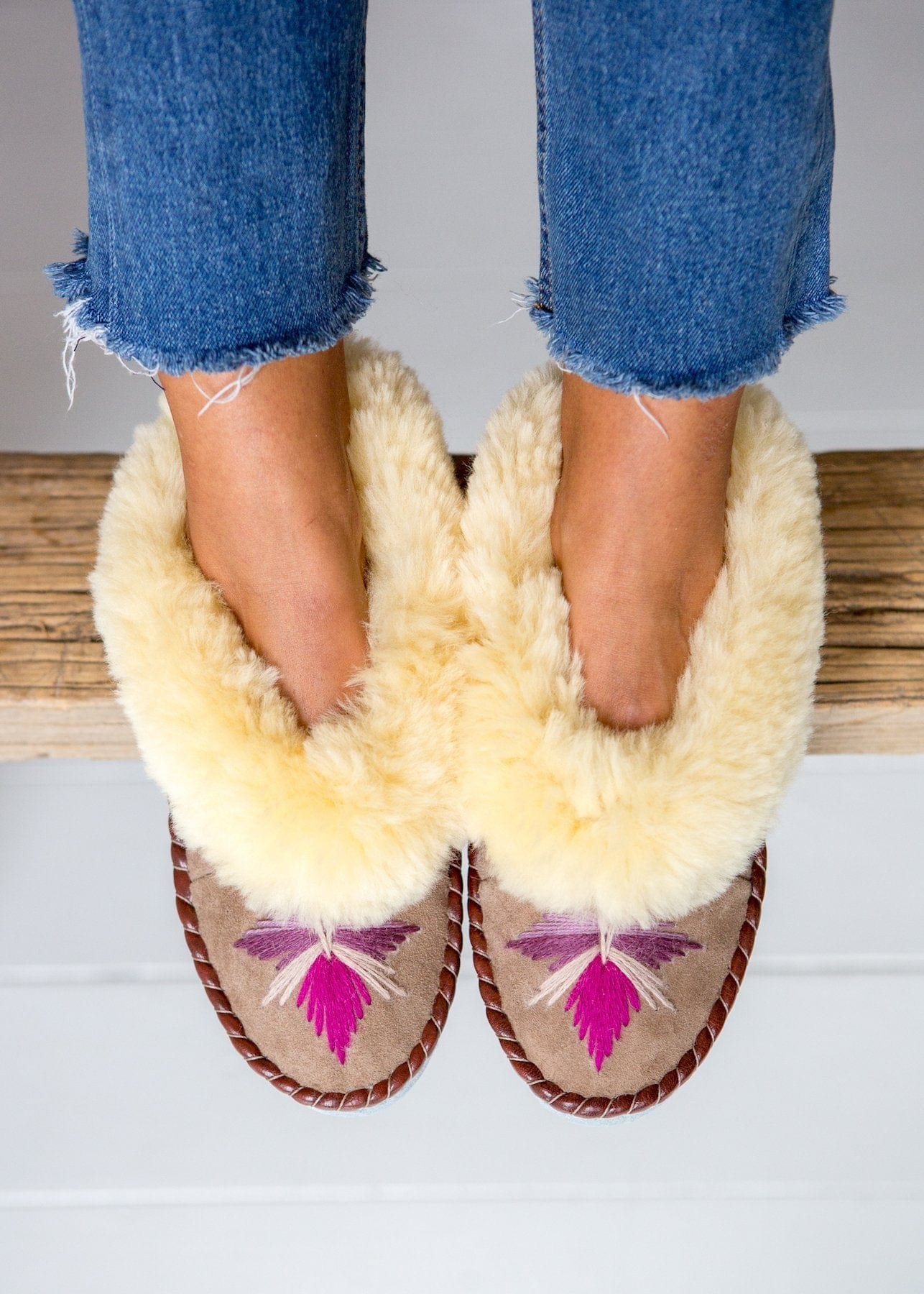 Women's Sheepskin Slippers – Rhubarb