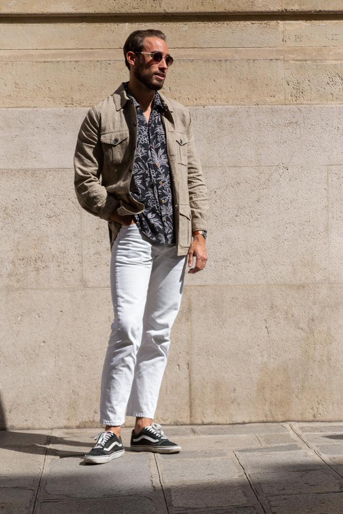 men's white pants look