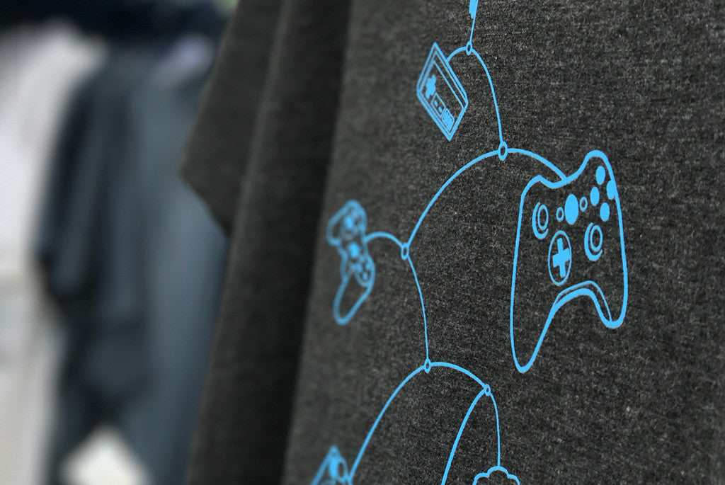 Video Game Controllers Mobile Graphic T-shirt for Gamers