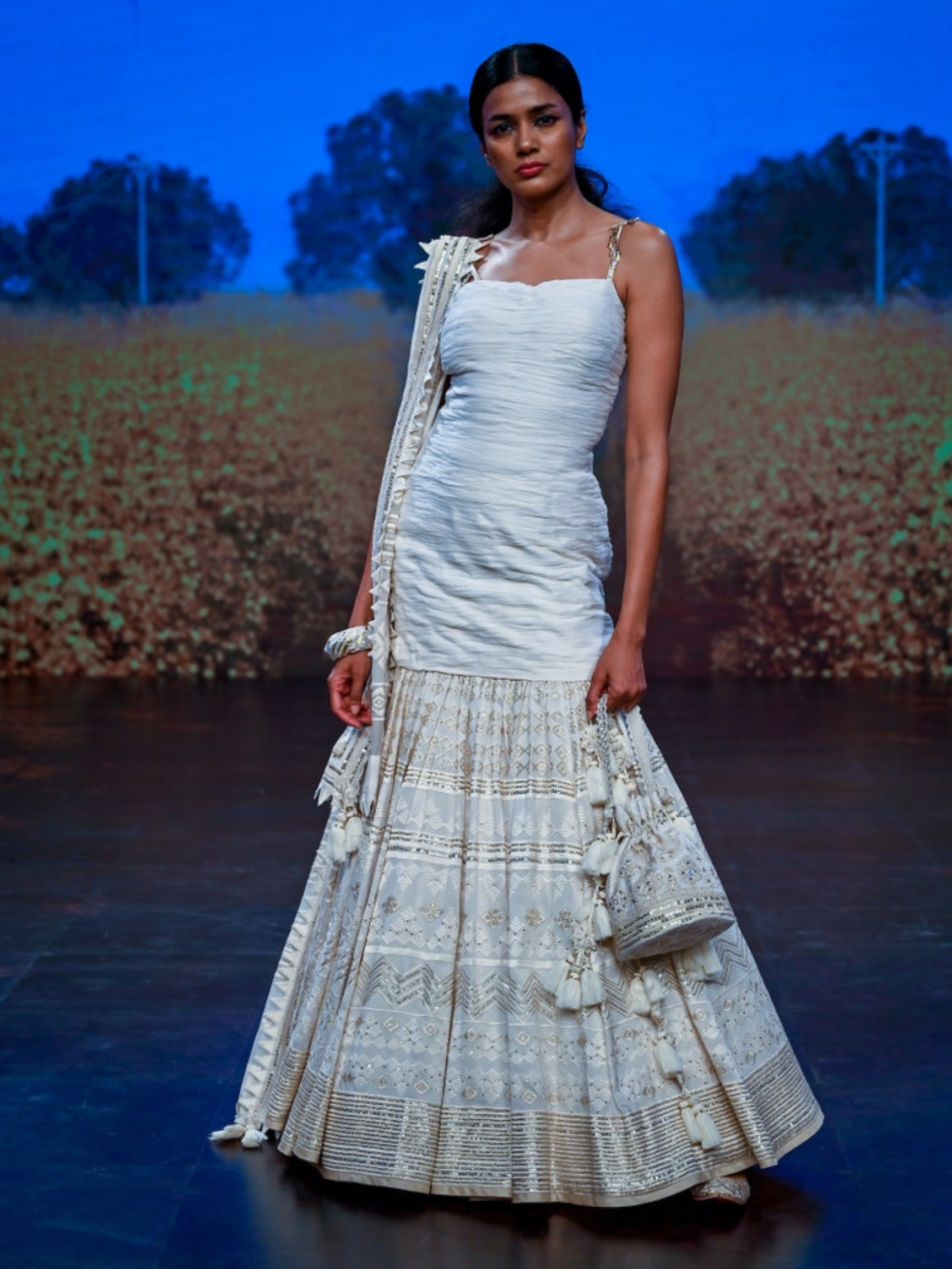 Sukriti & Aakriti at Lakmé Fashion Week 2020