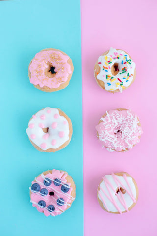 six-assorted-flavor-doughnuts