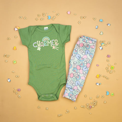 fun st patrick's day outfit for baby boy by Cuddle Sleep Dream