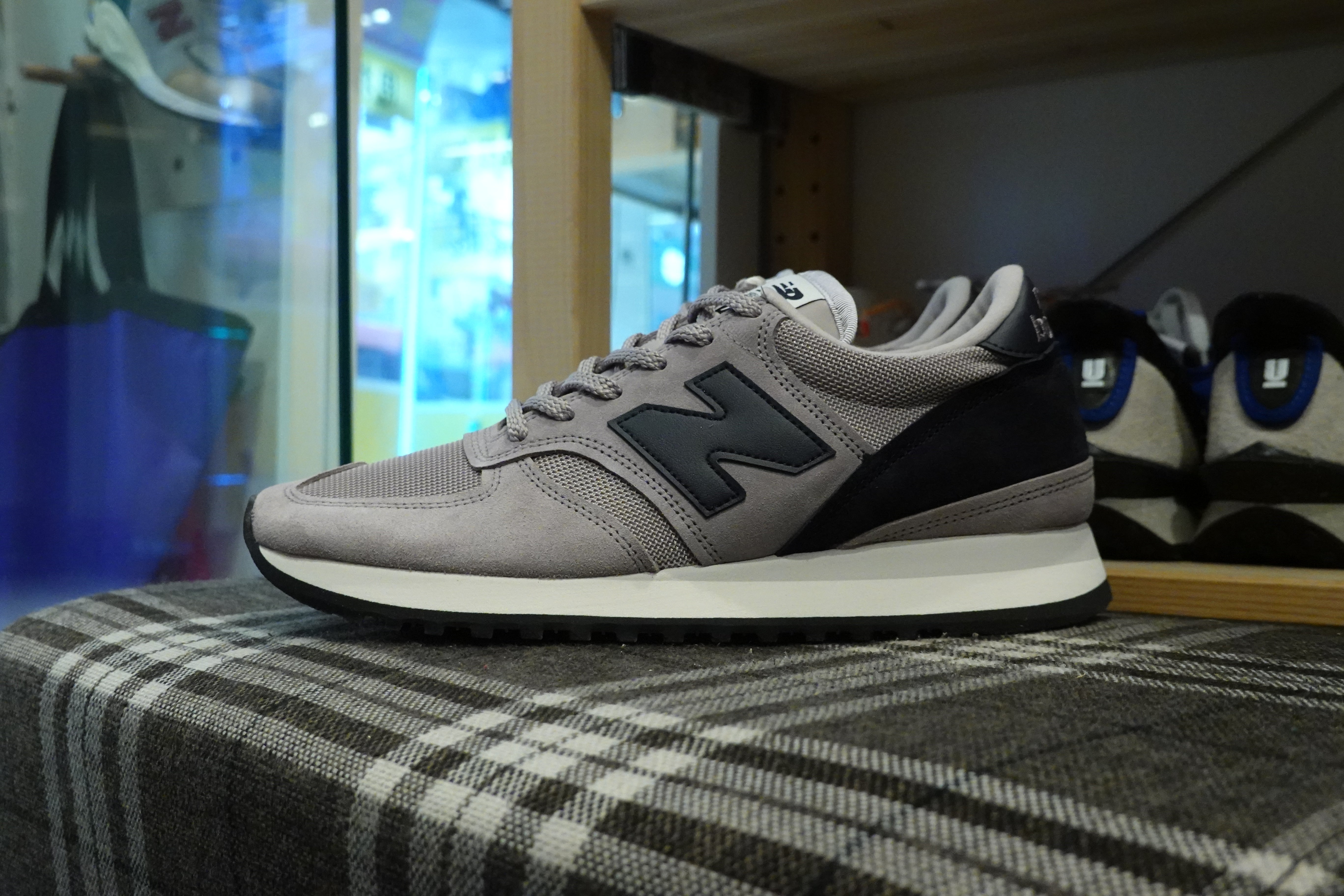 新品】new balance M730GGN GRAY 27.0㎝ | chicshabu.com