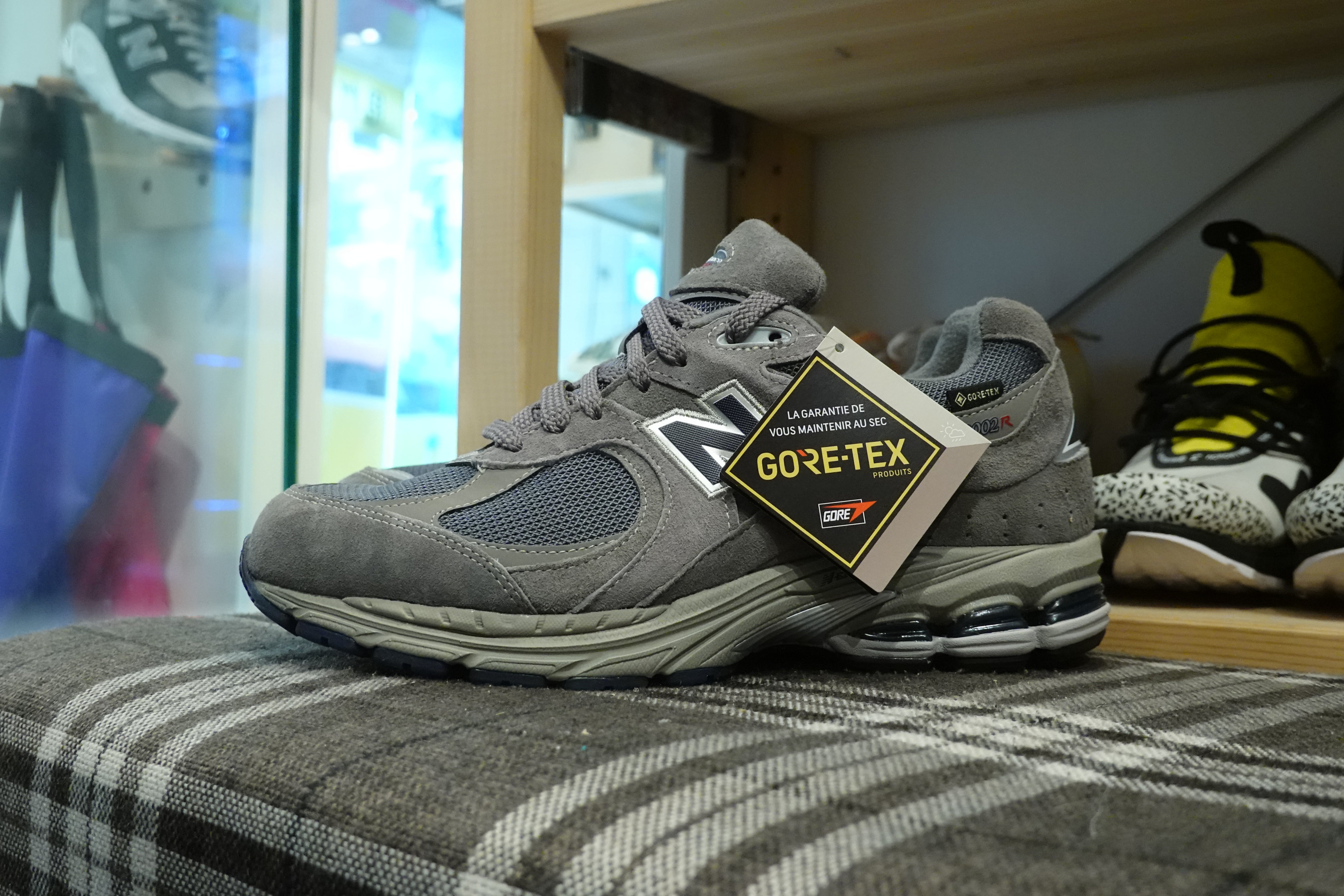 New Balance M2002RXC Goretex