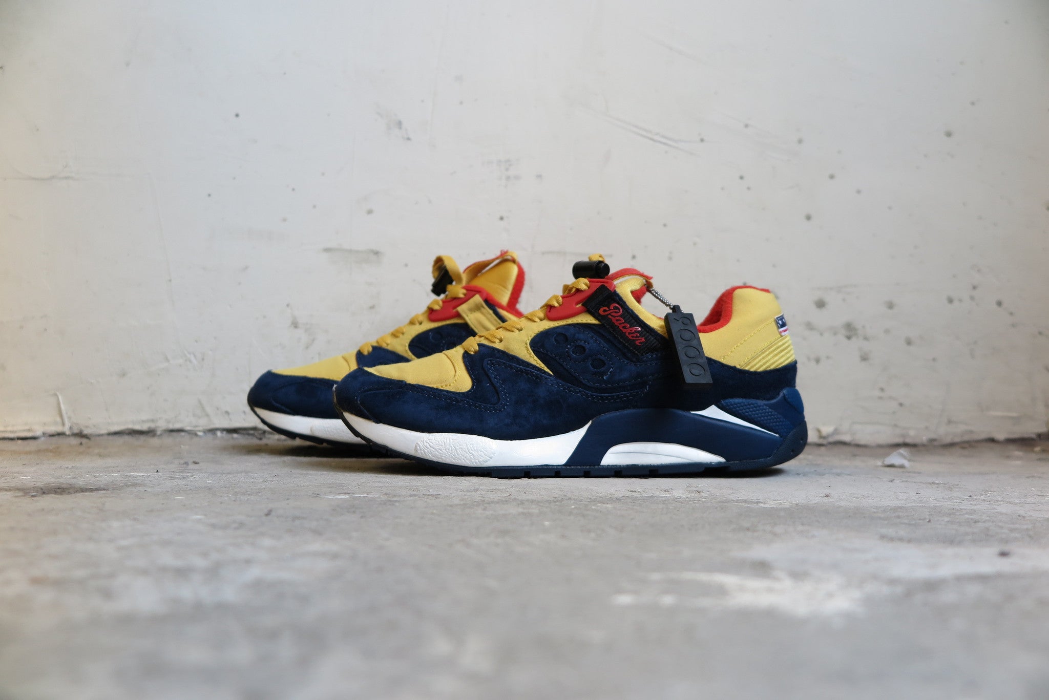 packer shoes x saucony grid 9000 snow beach navyyellow