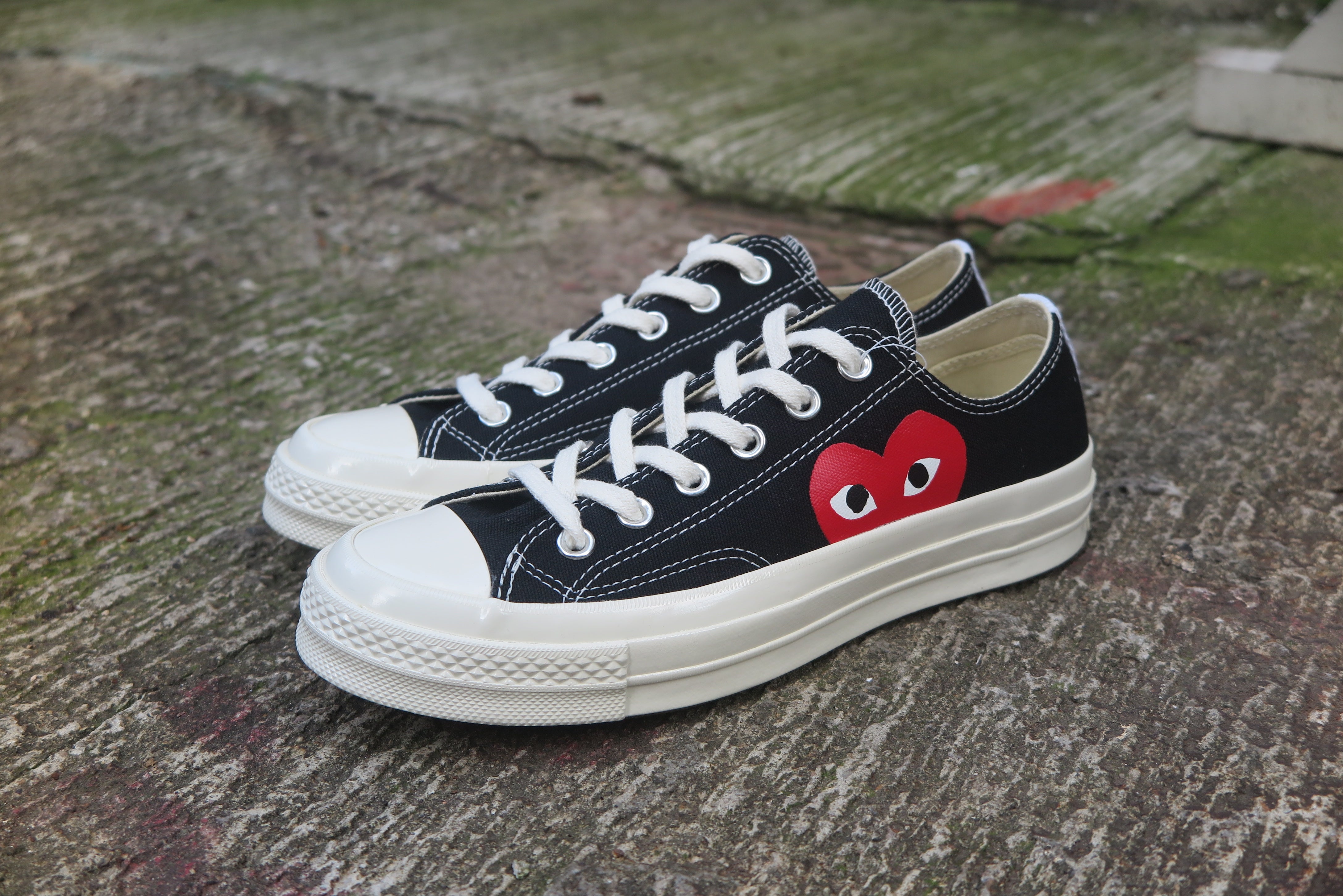 comme des garcons converse navy