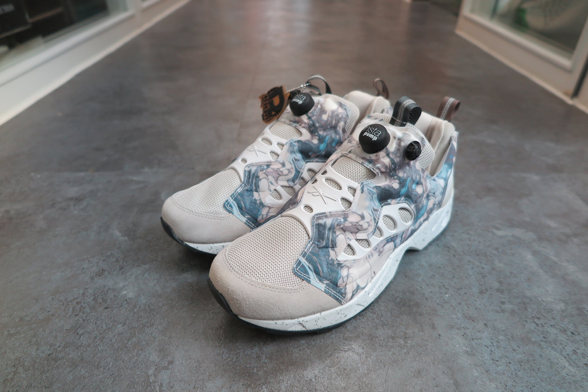 reebok instapump fury road white