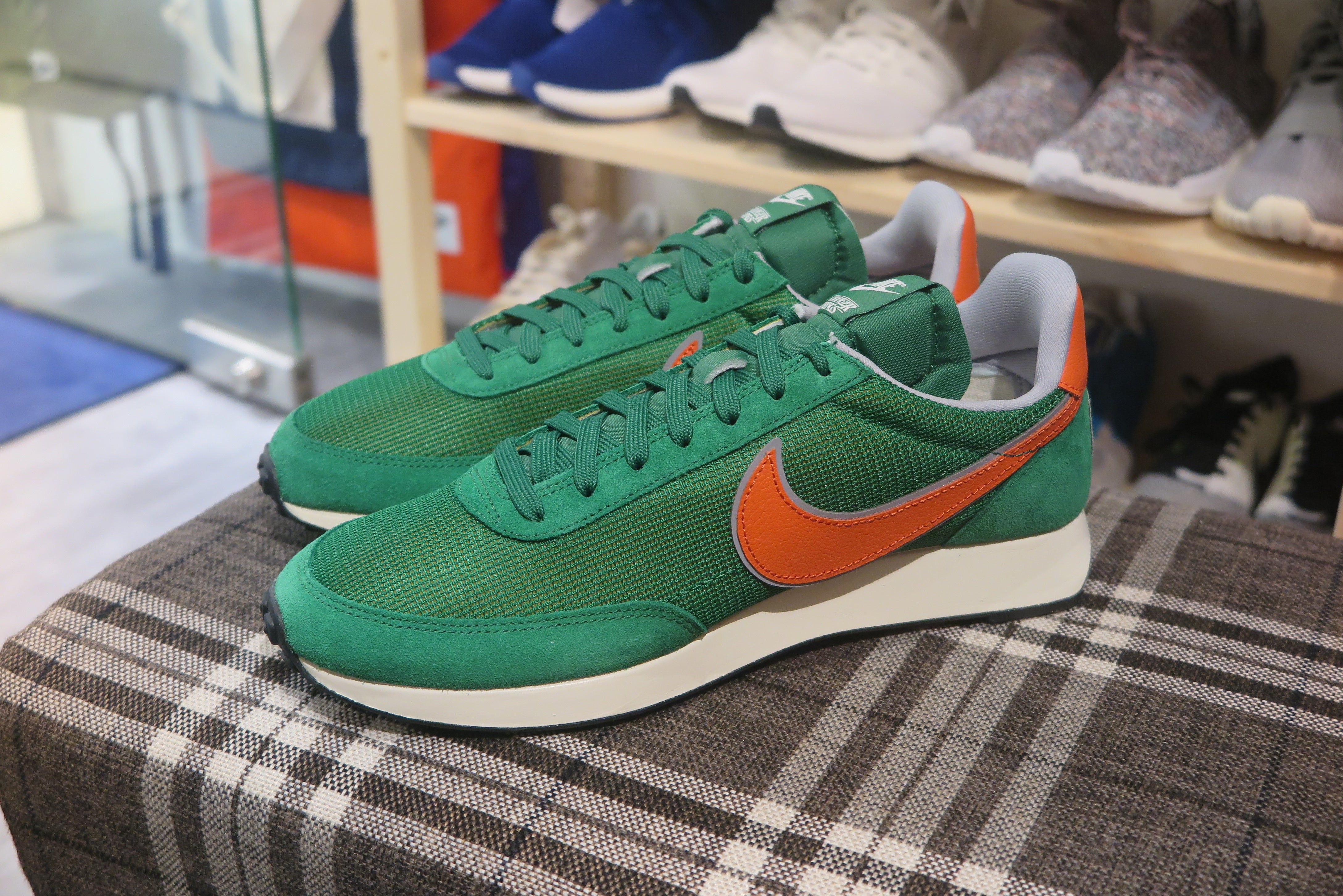 nike air tailwind qs