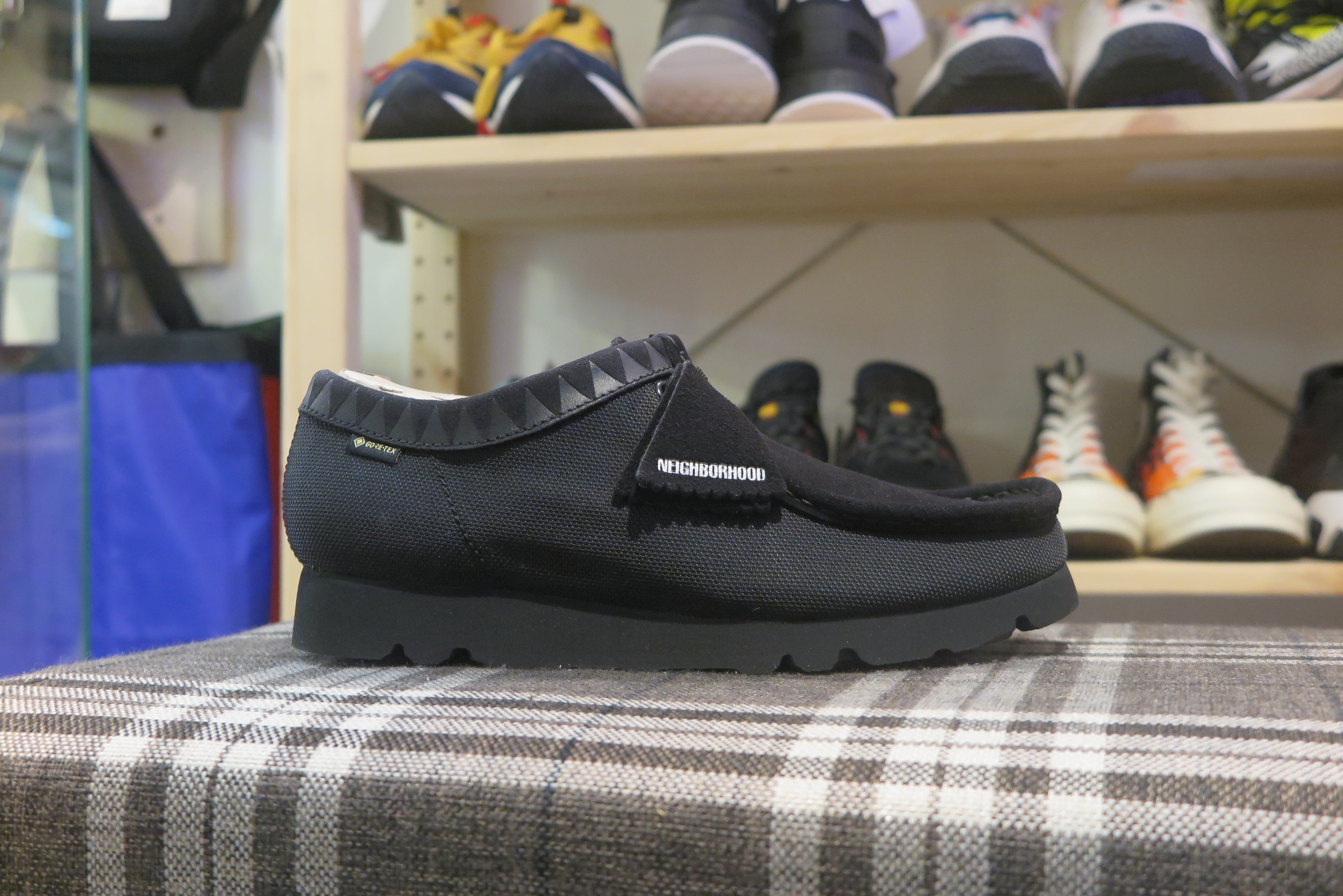 clarks originals shop