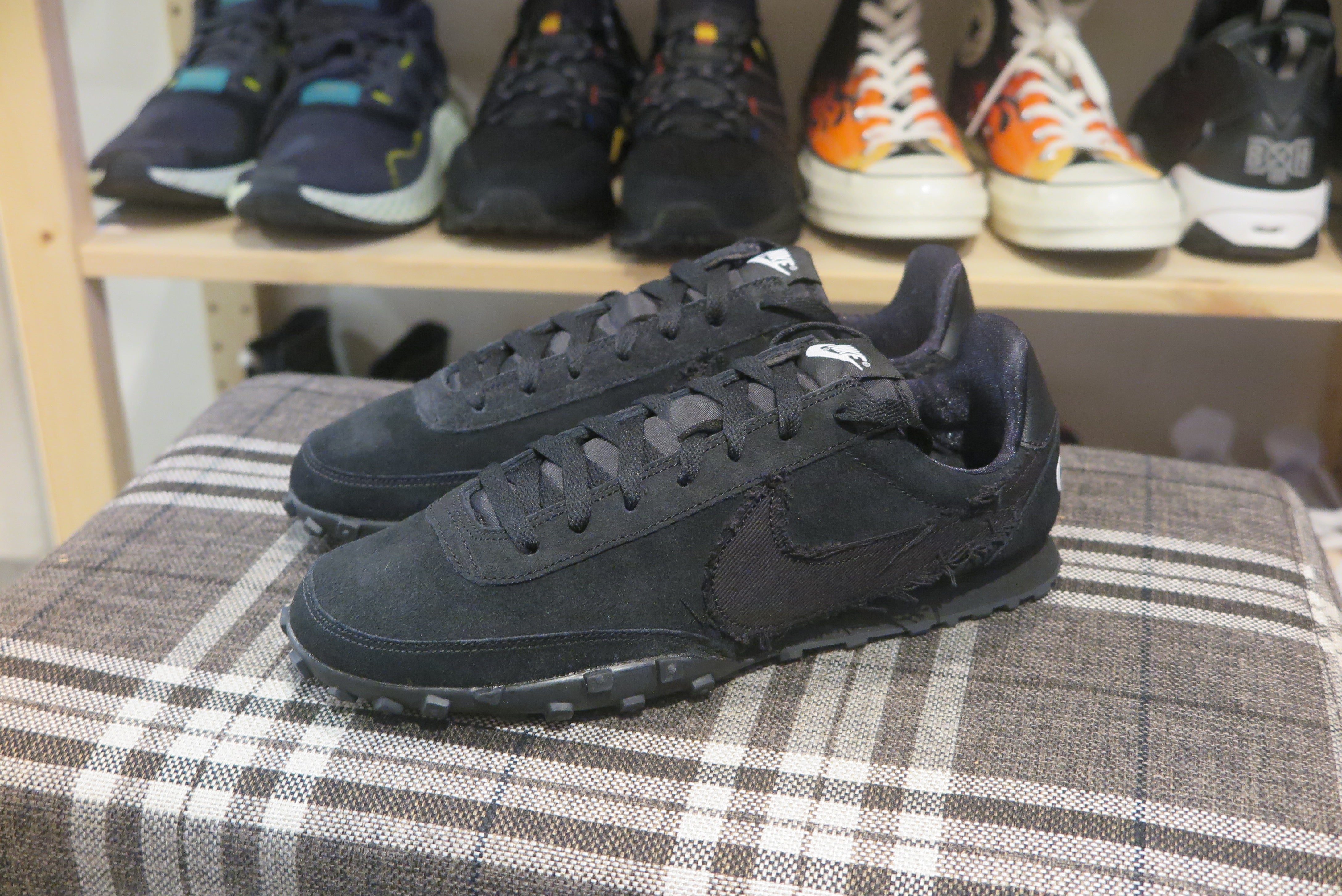 black cdg nike waffle racer 2