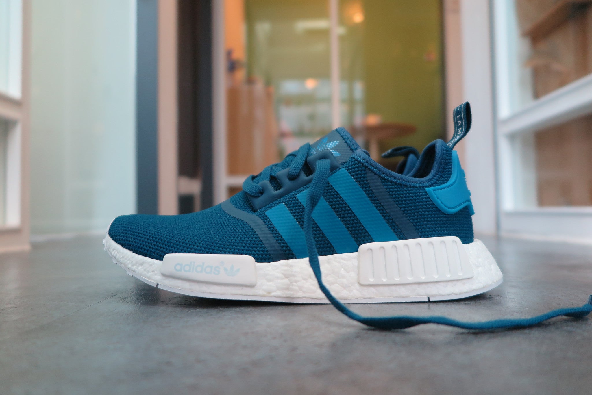 adidas NMD_R1 - Tech Steel/University 