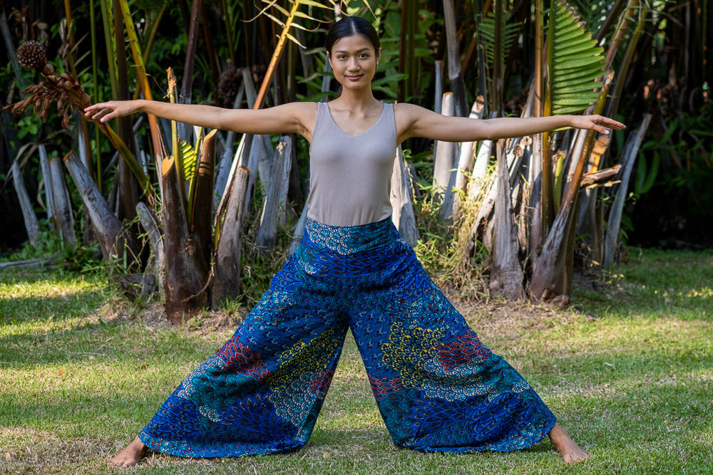 Wide-legged Blue Palazzo Pants