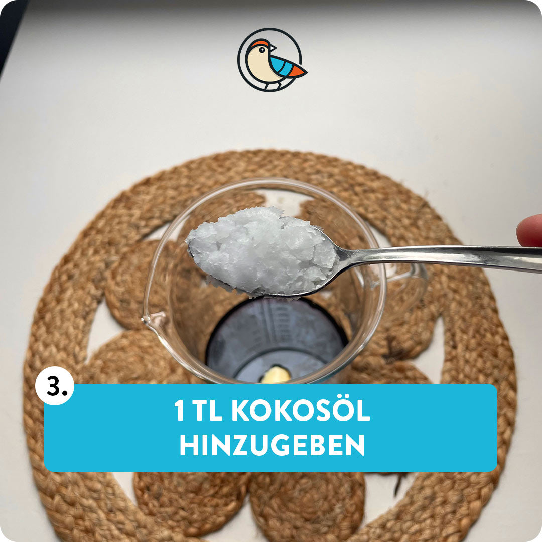 1 TL Kokosöl hinzugeben