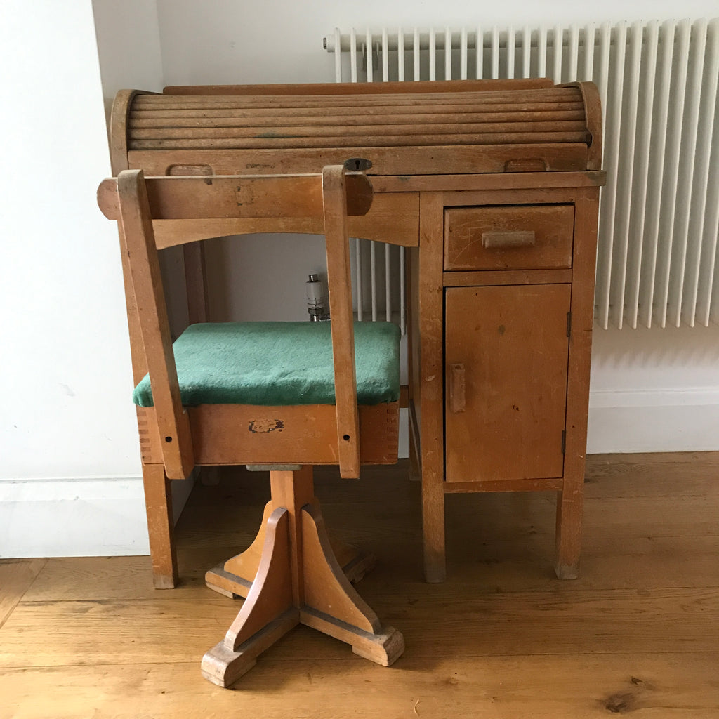 Small Wooden Child S Desk Mrs Benn