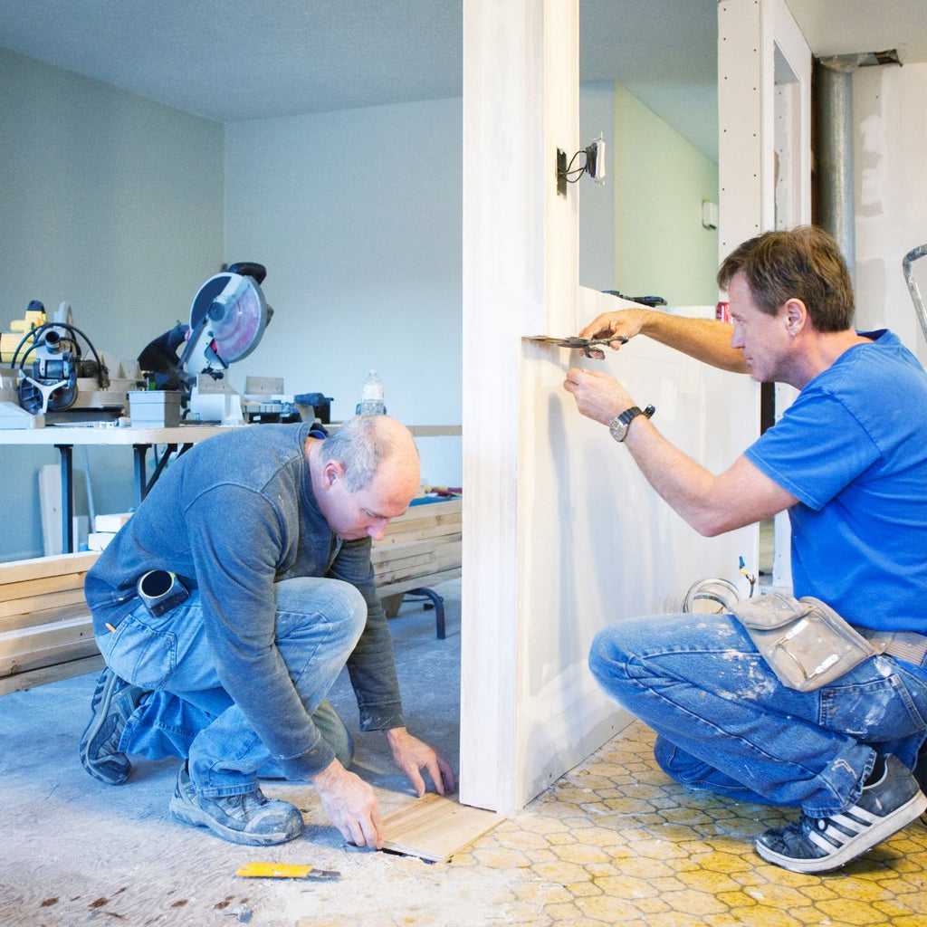 contractors during home renovation