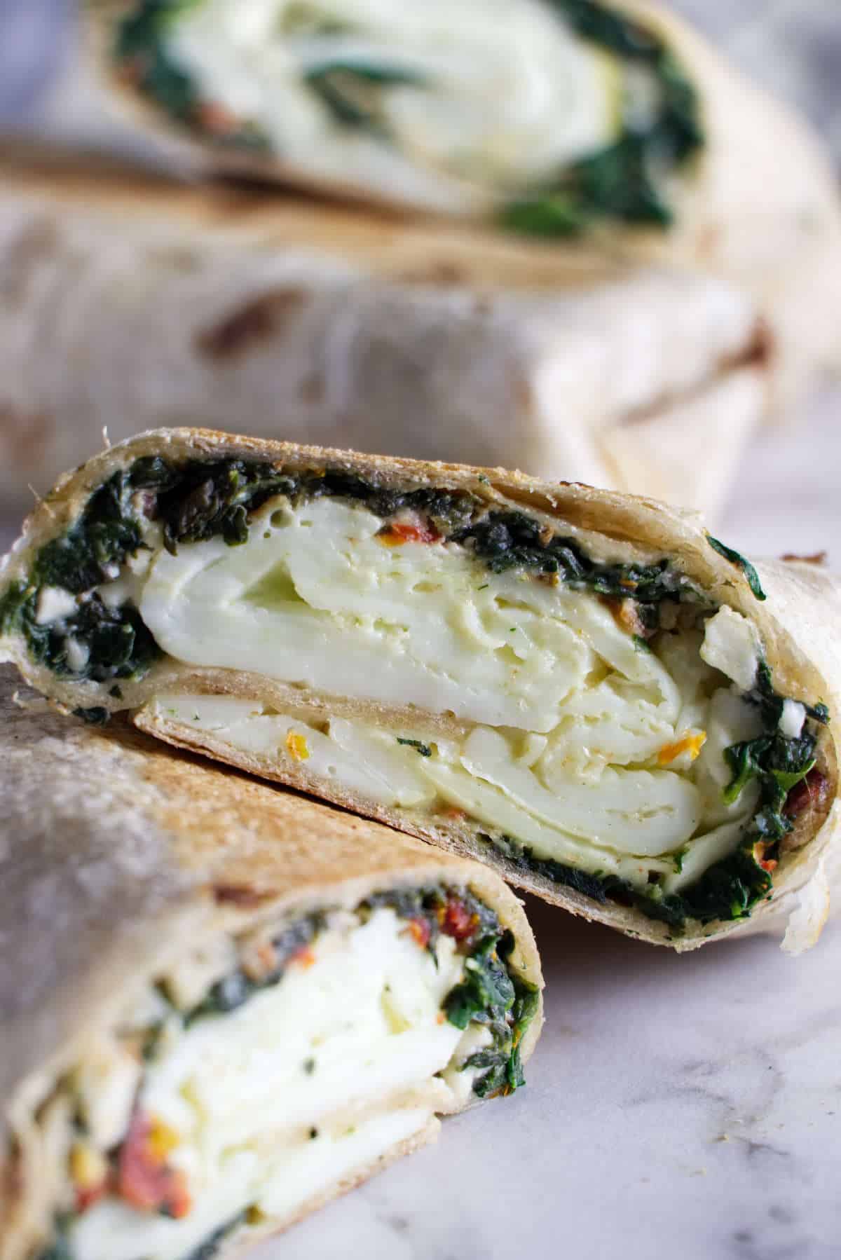 starbucks-spinache-and-feta-breakfast-wrap_2245.jpeg__PID:2706765c-8008-4654-9c0c-0233ba87c566