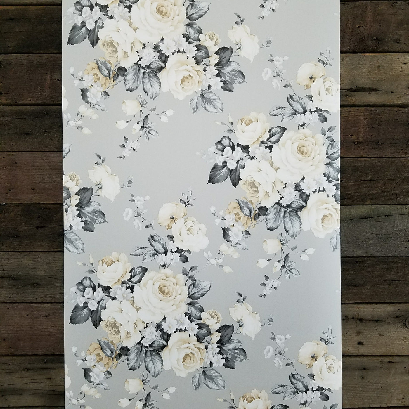 Traditional Victorian Rose Wallpaper – D. Marie Interiors