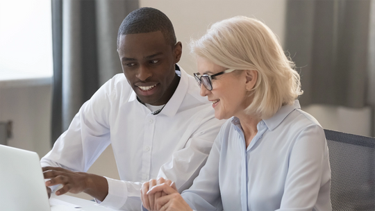 Business-Professionals-Talking-over-work