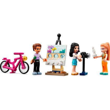 LEGO® Friends Emma's Art School 41711 Building Kit (844 Pieces)