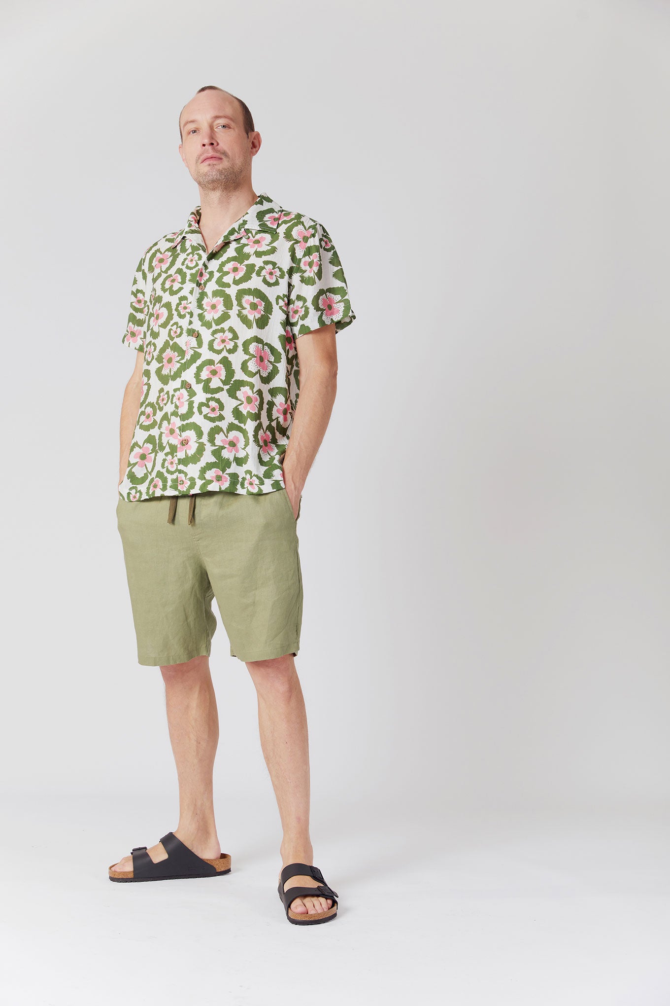 JERRY- Organic Linen Shorts Khaki, Extra-Large