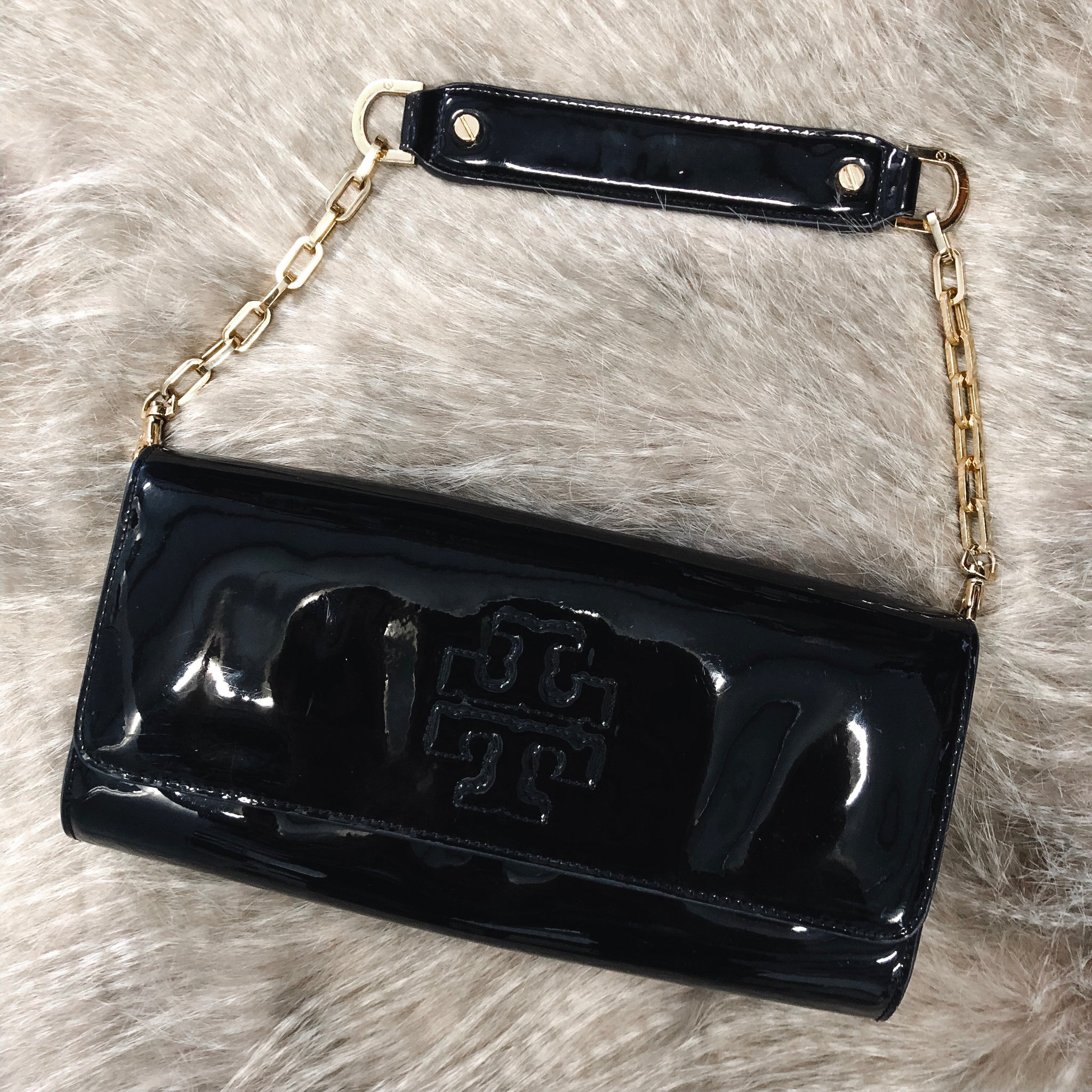 tory burch patent leather clutch