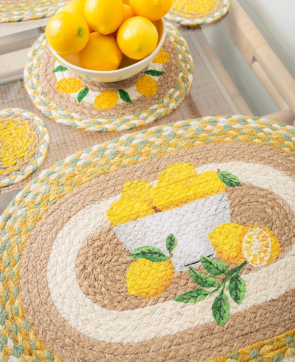 Placemat with lemon bowl design