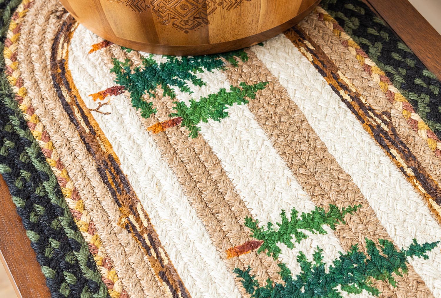 Detail of jute fiber table runner