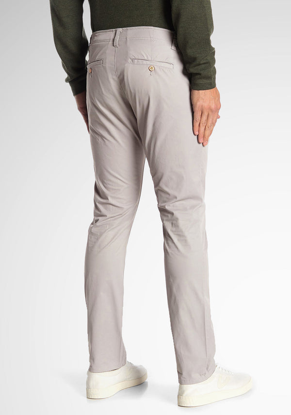 AO 5-Pocket Pant  Graphite Slim-Fit Versaknit™