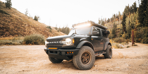 fifteen52 Turbomac HD on a Ford Bronco in the Desert