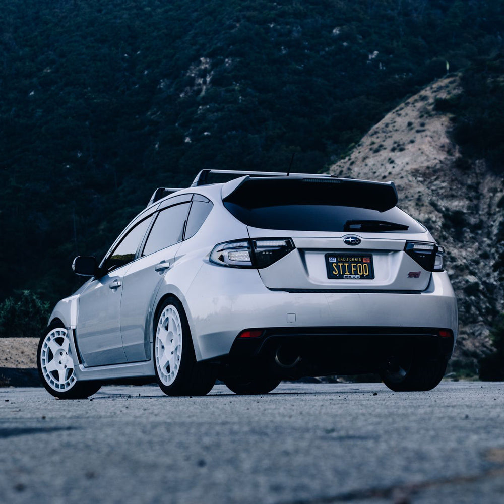 subaru wrx hatchback wallpaper