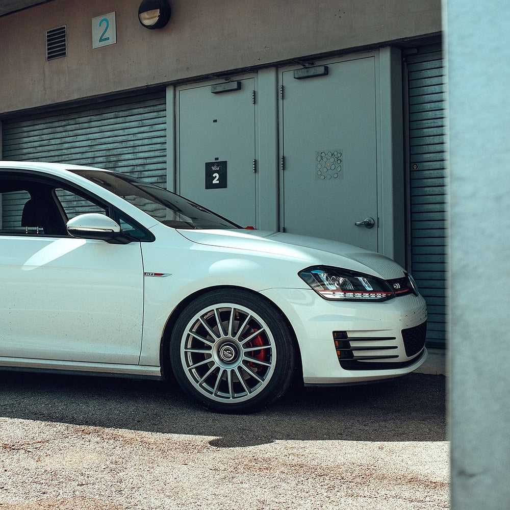 Fifteen52  Wheels and Rims for 2015-2021 Volkswagen Golf GTi Mk7