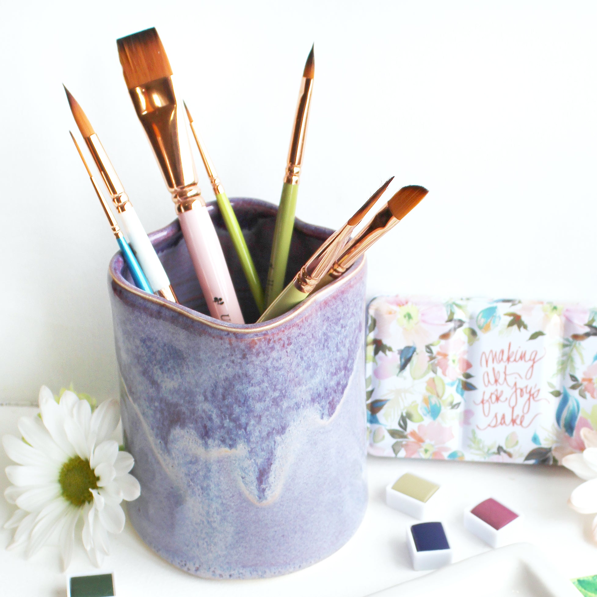 Special Edition Ceramic Brush Holder – Granulating Purple